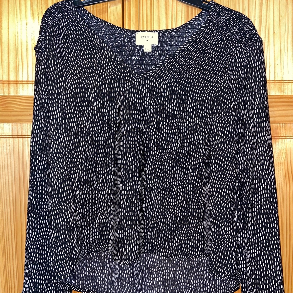 Business casual long sleeve polka dot top